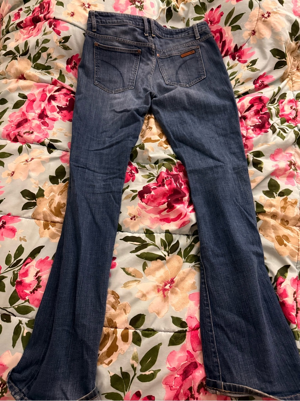 Joe's Jeans Bootcut Jeans in Medium Blue Wash - Picture 4 of 5